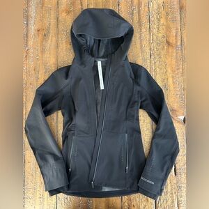 Lululemon Cross Chill Jacket size 6, never worn